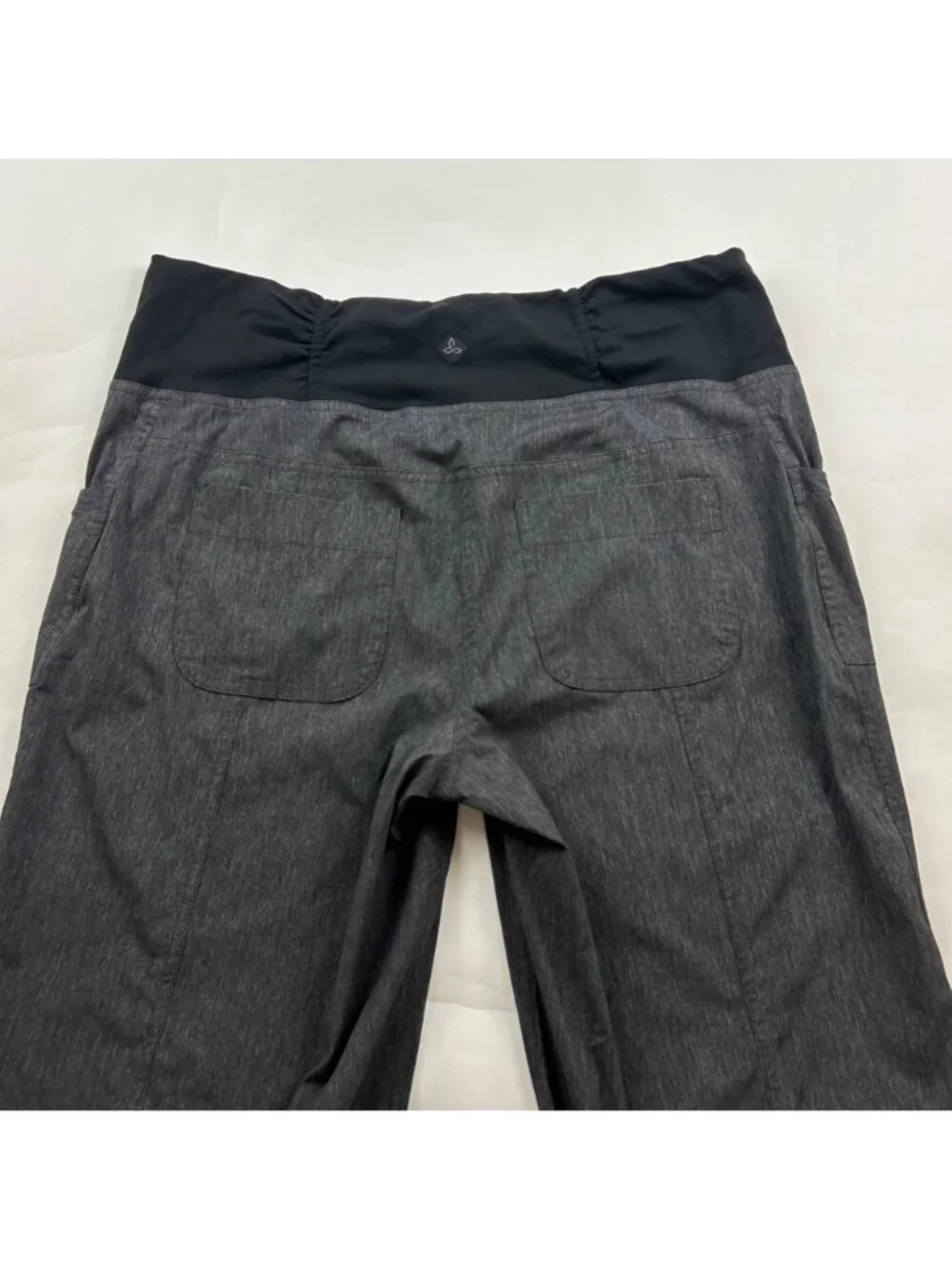 Prana Charcoal Stretch Knit Waist Cropped Athletic Pant L - Picture 5 of 5